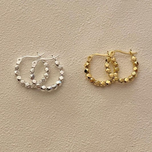Orecchini a cerchio minimalisti a forma di stella in argento sterling S925 con accenti a pois e geometrici
