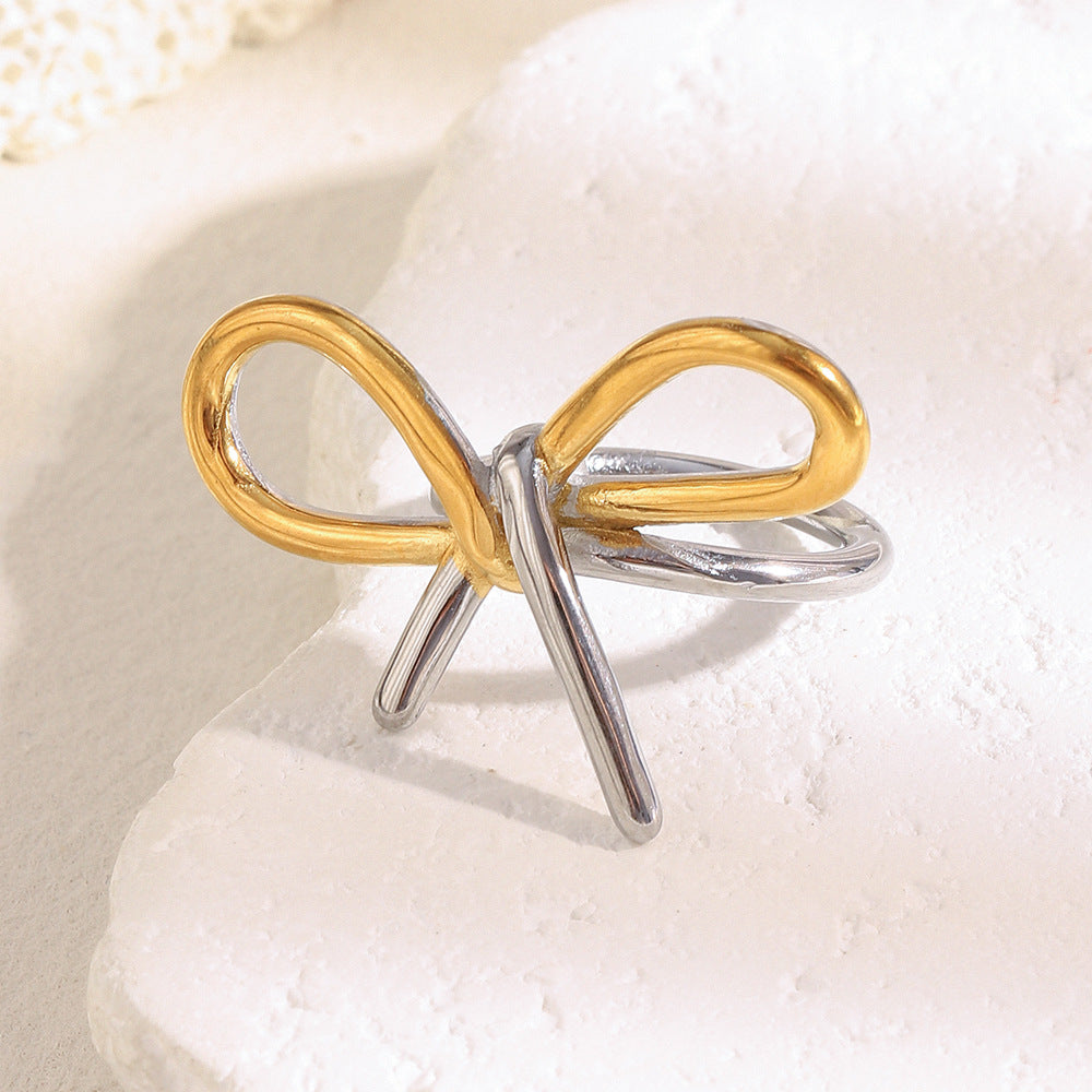 Dolce Anello Minimalista a Farfalla in Acciaio Inossidabile Placcato Oro 18K da Donna