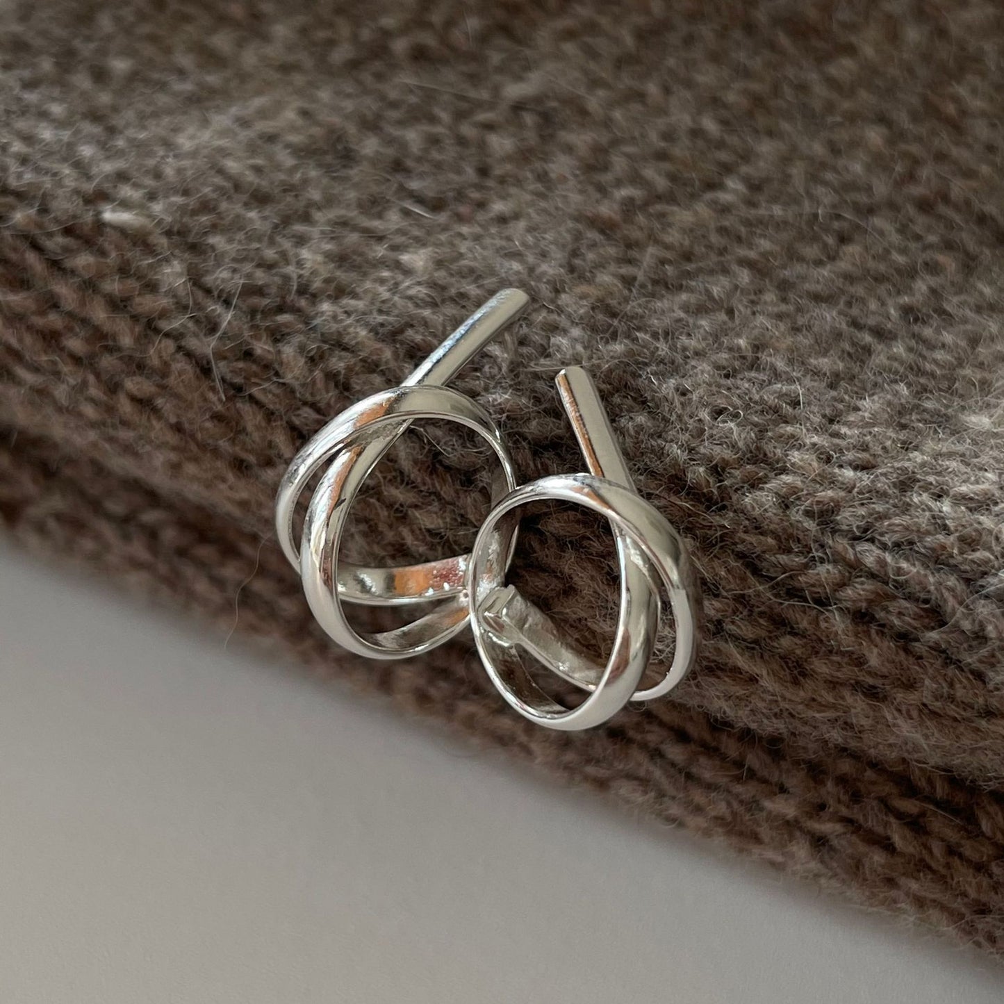 Minimalist Star-Shaped 925 Sterling Silver Stud Earrings with Hand-Knotted Detail and Asymmetrical Design
