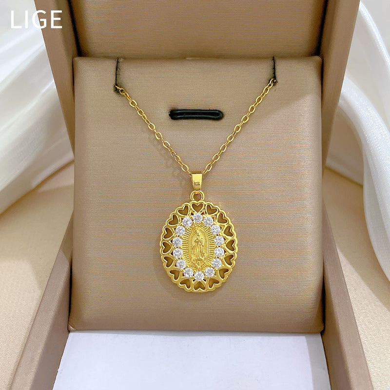 Elegant Egg-Shaped Portrait Pendant Necklace for Women with Rhinestone Inlay on Titanium Steel Chain