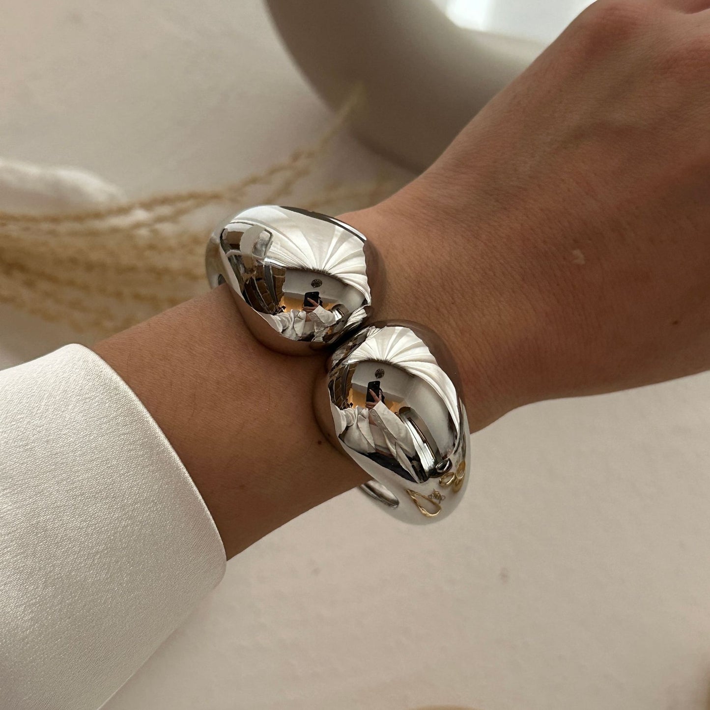 Heavy-Duty Polished Double Teardrop Oval Alloy Bracelet Set