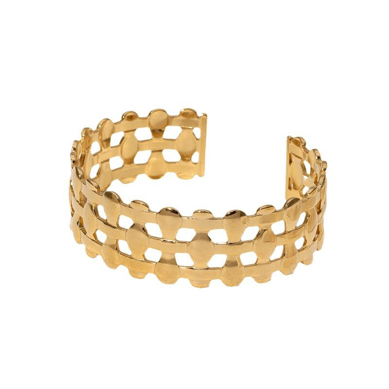 Geometric Vintage French-Style Hollow Stainless Steel Braided Texture Cuff Bracelet with Gold Plating Fade-Resistant Finish