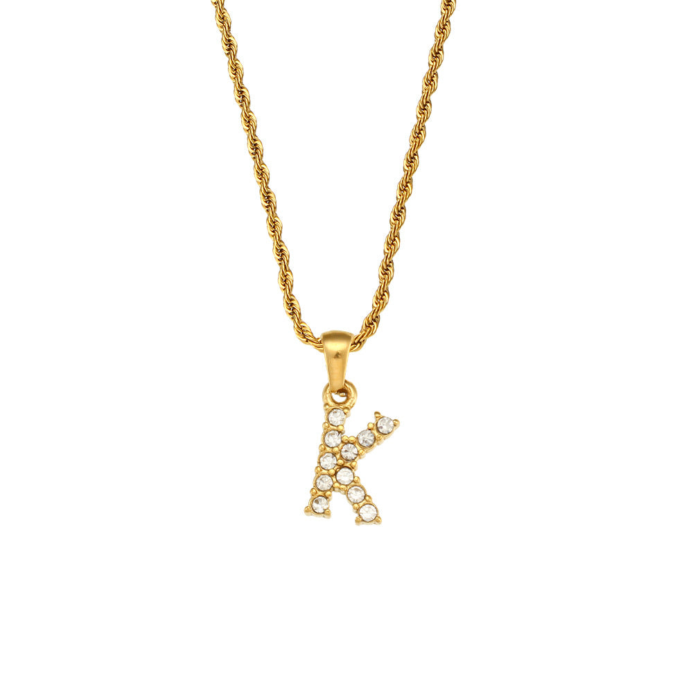 Collana da donna minimalista con pendente a lettera in stile Ins, catena in acciaio inossidabile e pendente in acciaio al titanio placcato
