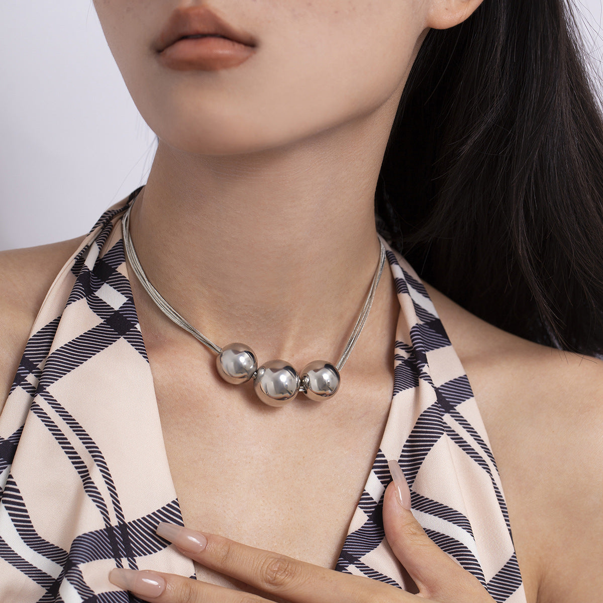 Minimalist Punk Hip-hop Geometric Round Resin Plated Pendant Necklace for Women
