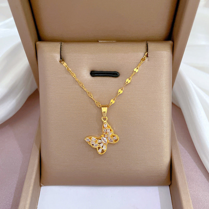 Collar minimalista con colgante de mariposa en acero de titanio con incrustaciones de diamantes de imitación, delicado diseño floral para mujer