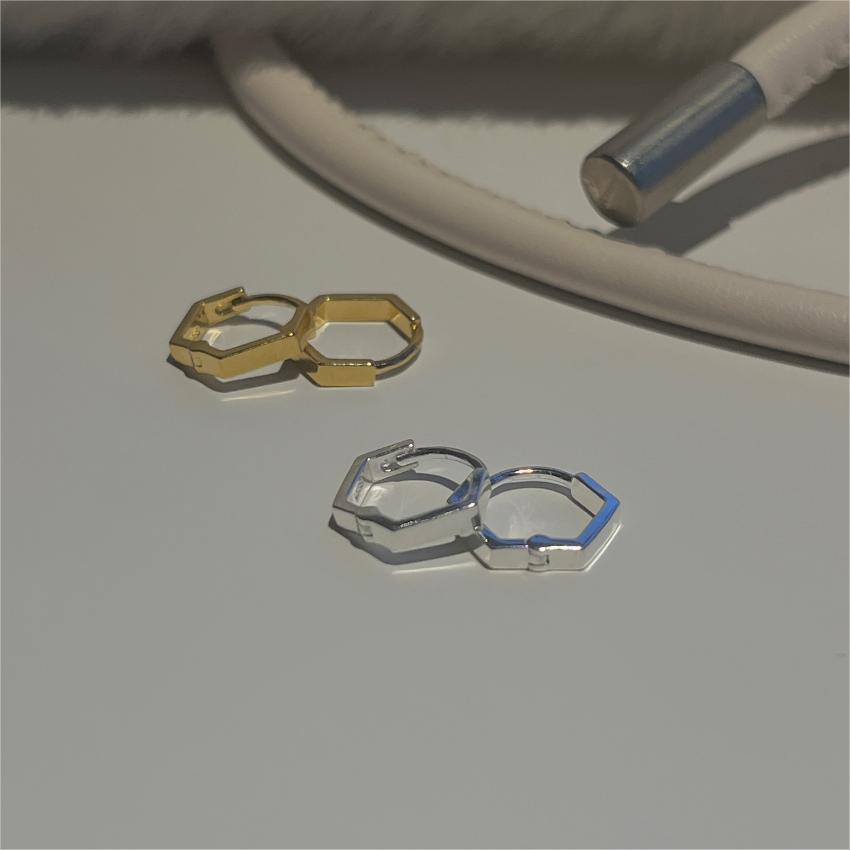 Minimalist Hexagonal Stud Earrings in 925 Sterling Silver with Plated Finish for Women
