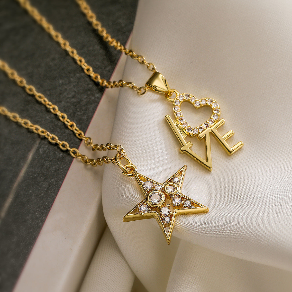 Minimalist Geometric Star Pendant Necklace for Women with Copper Base Plated in 18K Gold and Zircon Inlay