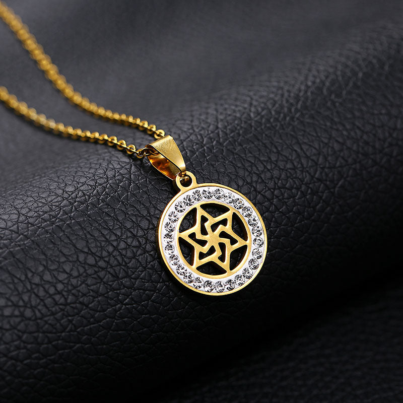 Collana con ciondolo esagonale geometrico in acciaio inossidabile con catena a O placcata sottovuoto