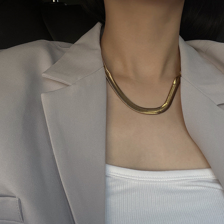 Collar unisex de cadena de serpiente extra ancha de titanio con chapado en oro de 18K estilo Hip Hop