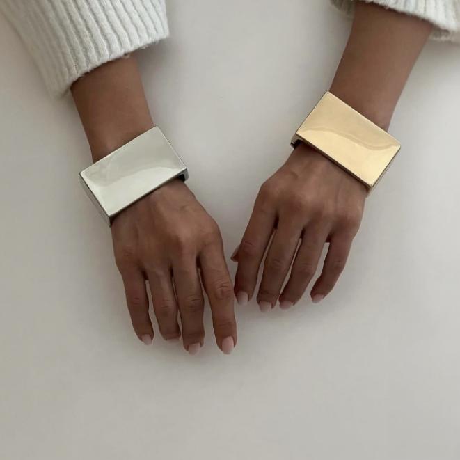 Bracciale Aperto in Lega Geometrico Quadrato Minimalista da Donna