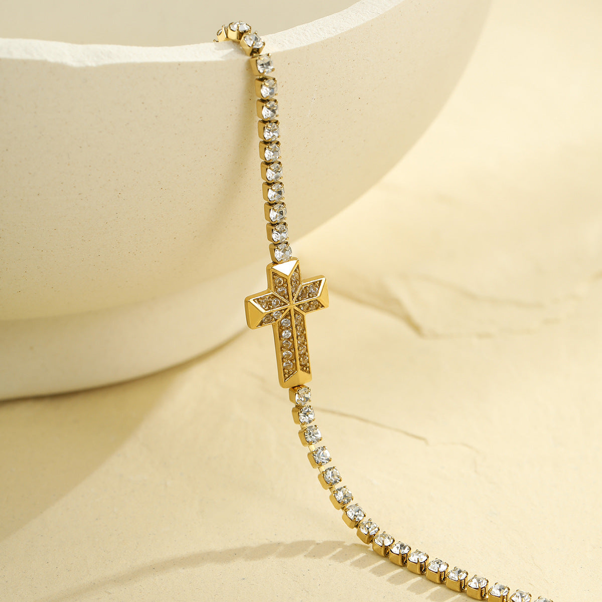 Fashionable Geometric Cross Bracelet in Stainless Steel with Rhinestone Inlay and Gold Plating for Women