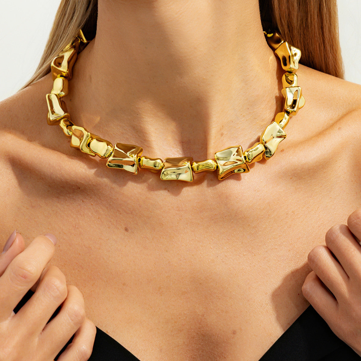 Minimalist Geometric Round Resin Pearl Beaded Necklace for Women