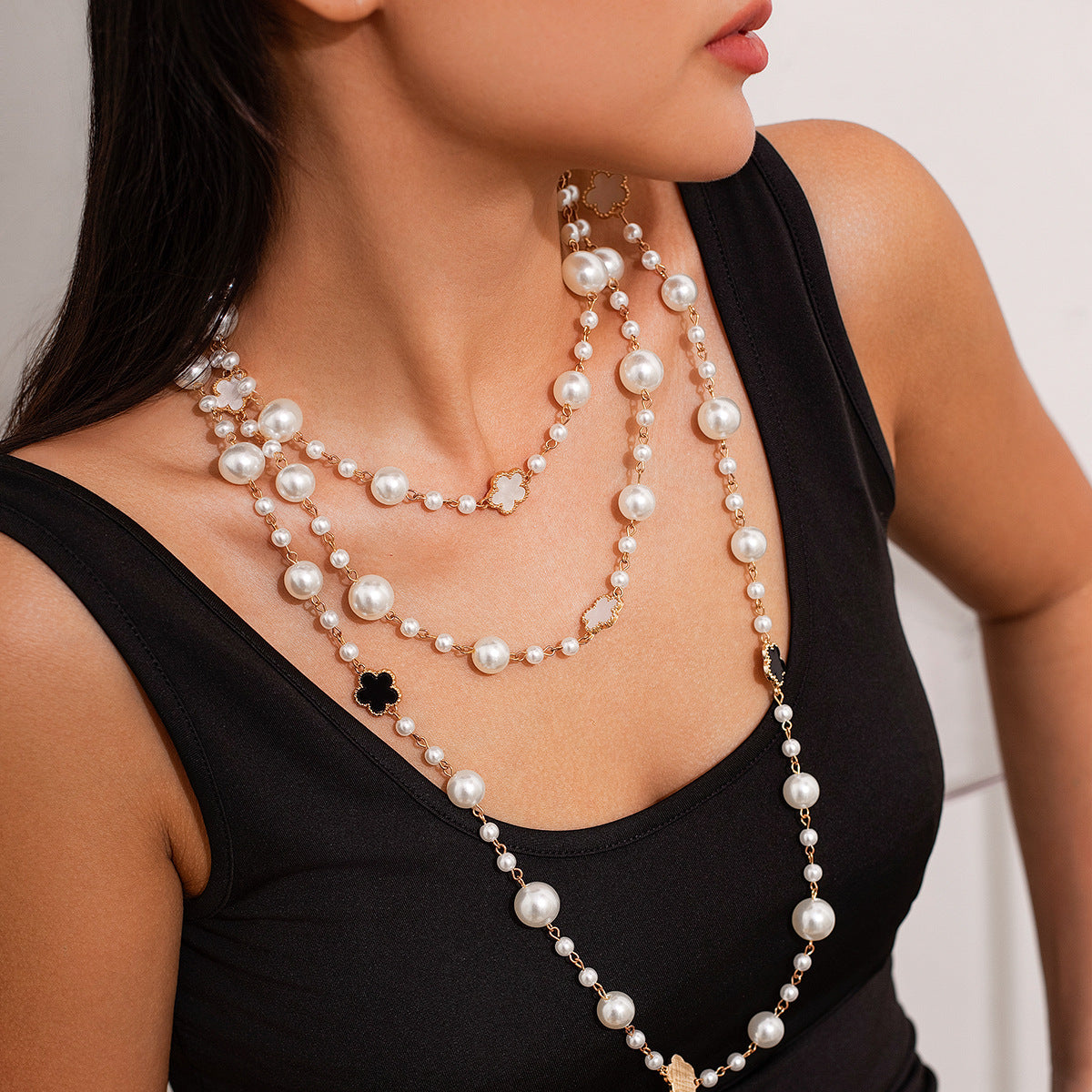 Streetwear Plated Round Pearl Ball Chain Necklace for Women