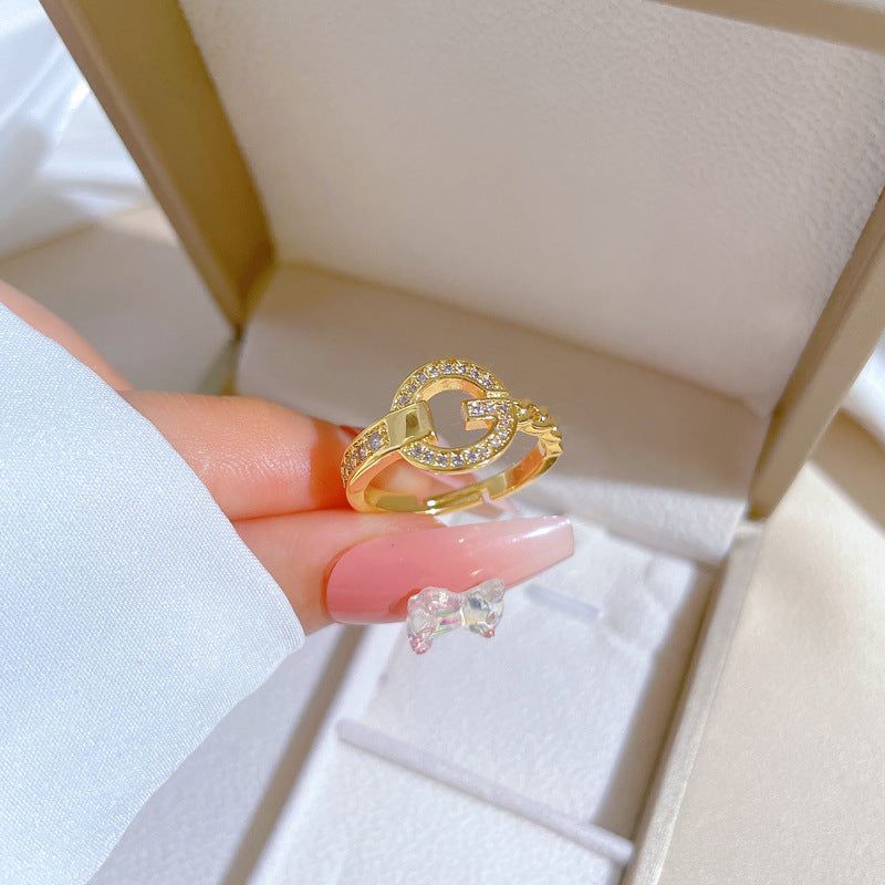 Anello in Ottone Placcato Oro a Forma di Corona in Stile Cartone Animato con Apertura Regolabile da Donna