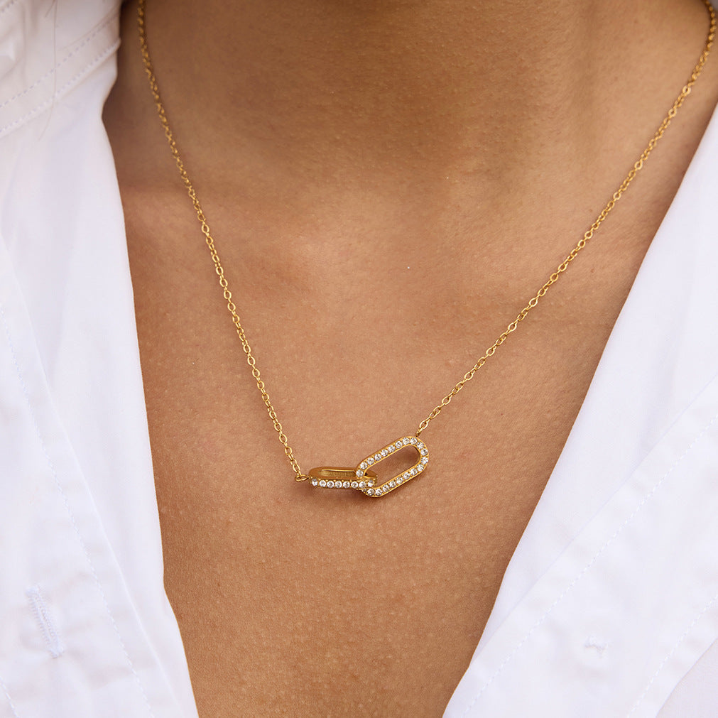 Collana con ciondolo geometrico in acciaio al titanio con strass da donna, catena a clavicola in acciaio inossidabile galvanizzato, gioielli di lusso ipoallergenici e resistenti allo sbiadimento
