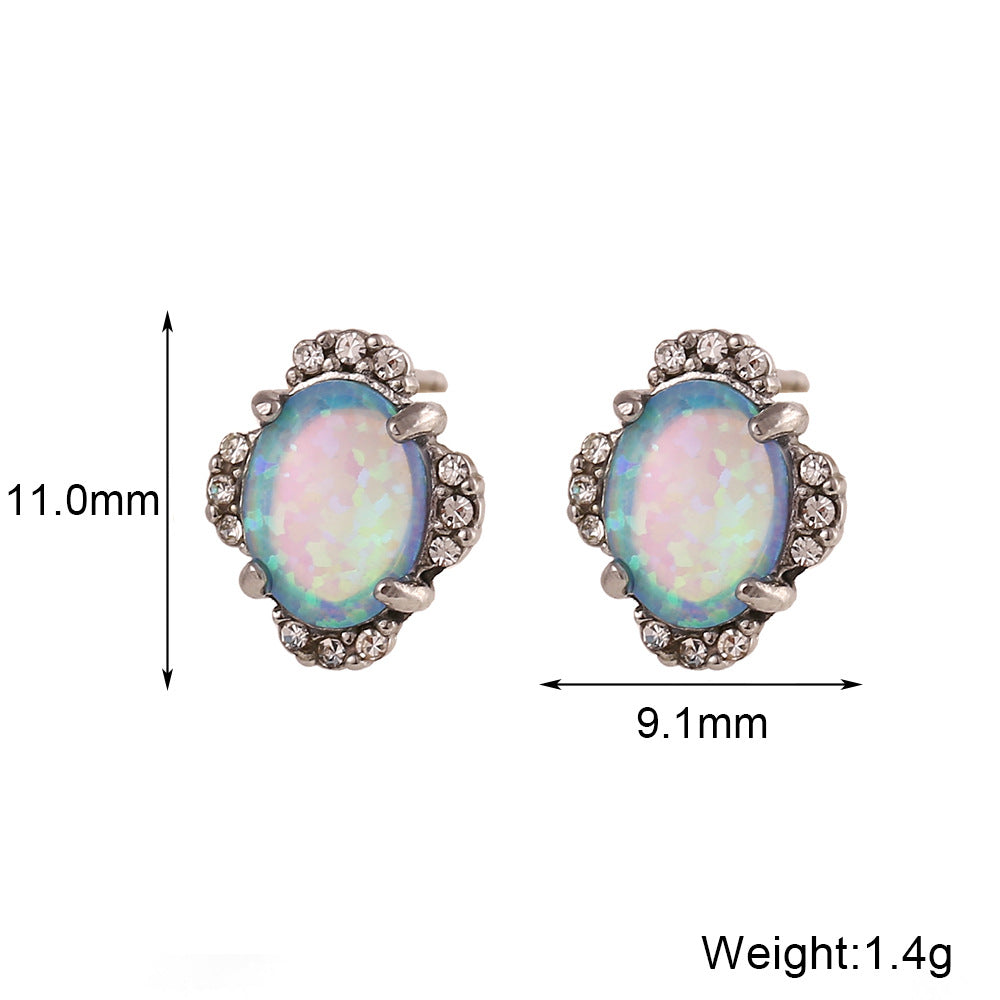 Vintage Floral Oval Petal Pendant Necklace Set with Stainless Steel Chain and Titanium Steel Pendant for Women