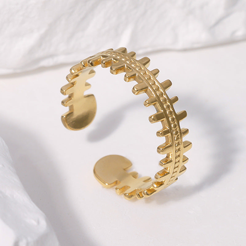 Anillo Abierto Minimalista Geométrico de Acero de Titanio con Baño de Oro para Mujer