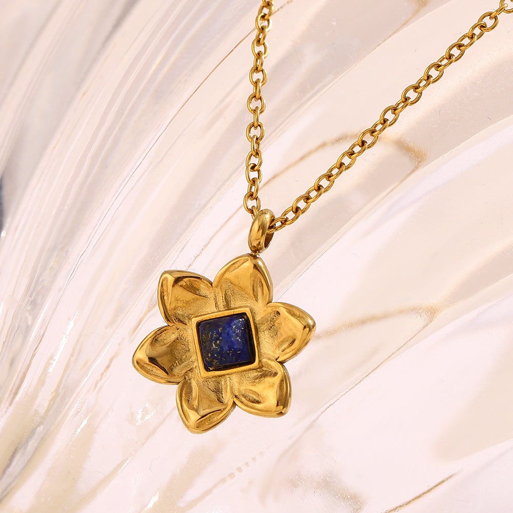 Parure Collana e Orecchini da Donna in Acciaio Inossidabile con Fiori Stile Vintage e Placcatura in Oro 18K