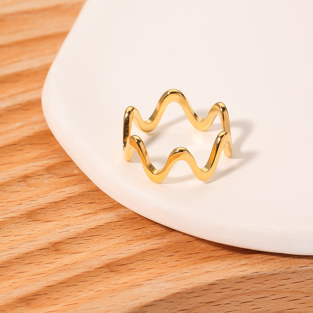 Anello in acciaio inossidabile a forma d'onda minimalista con placcatura in oro 18 carati da donna, gioielli di moda con design geometrico