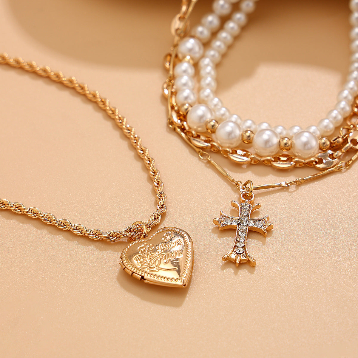 Minimalist Heart Geometric Zinc Alloy Plated Multi-layer Necklace Set for Women