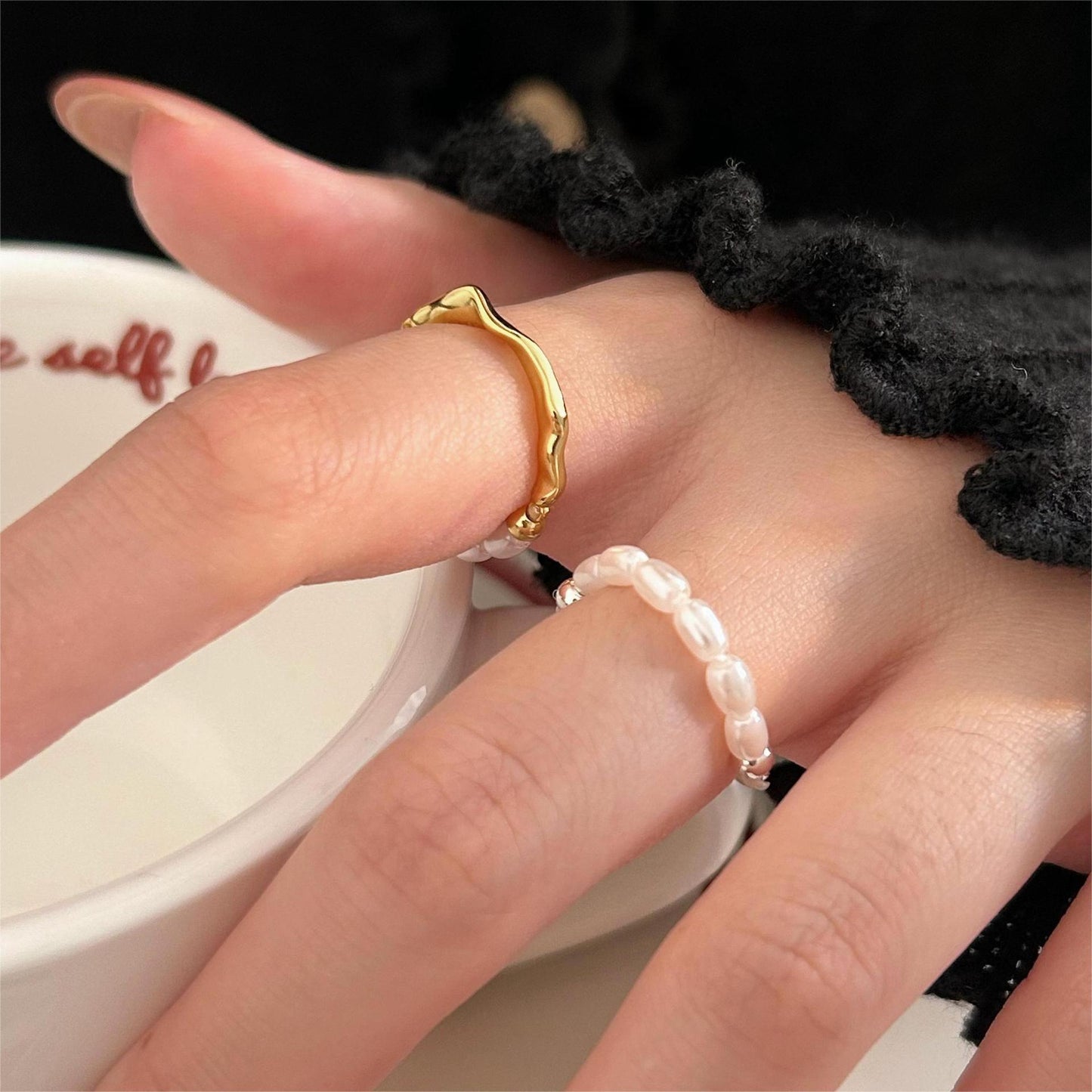 Anello da donna minimalista a forma di cuore in argento sterling 925 con accento geometrico