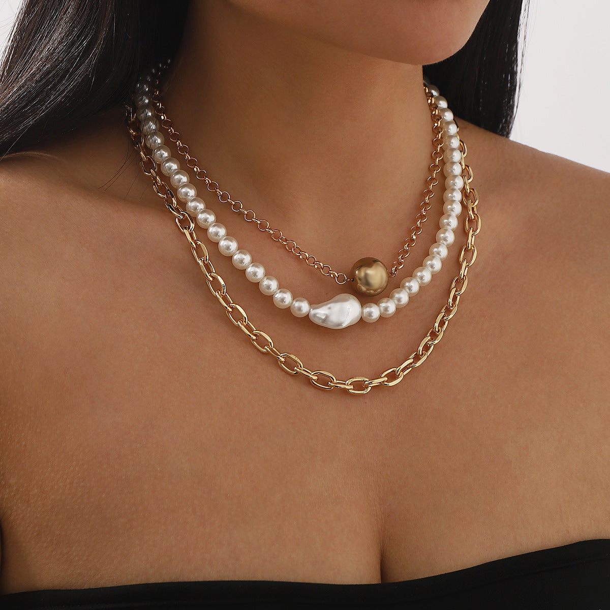 Collar de aleación minimalista con perlas y diseño geométrico, acabado chapado para mujer