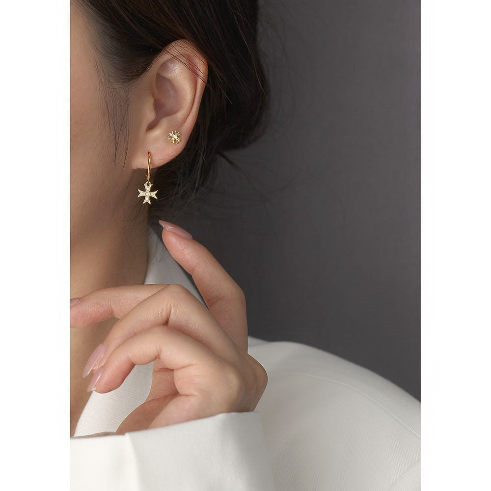 Orecchini a perno a croce in argento sterling 925 con intarsio di strass e design geometrico da donna