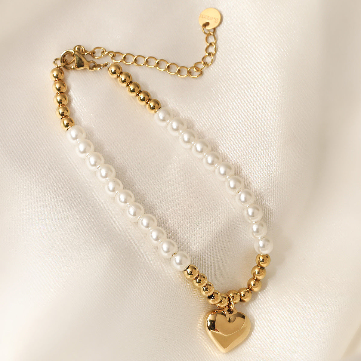 Bracciale da donna alla moda placcato oro 18 carati con cuore in acciaio inossidabile
