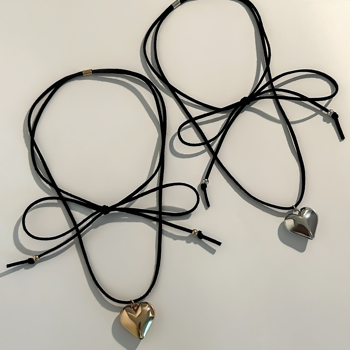 Punk Vintage Heart Resin Alloy Plated Choker Necklace for Women