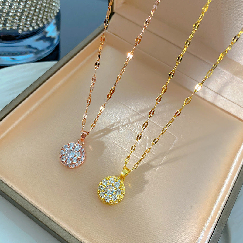 Sweet Sporty Rotatable Cubic Zirconia Floral Titanium Steel Necklace for Women