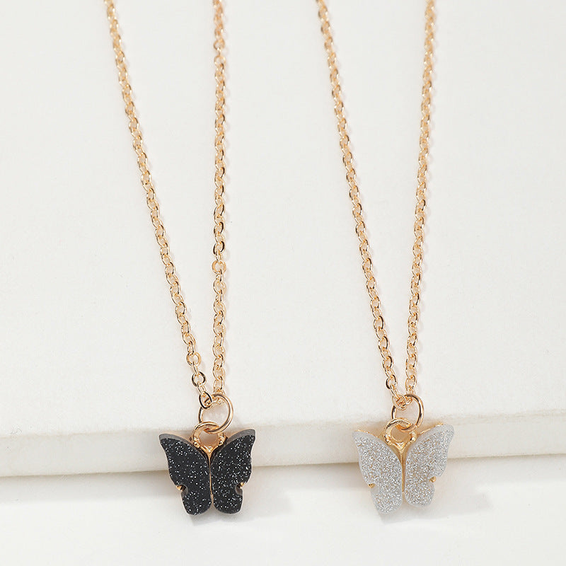 Collar con colgante de mariposa dulce para niñas, cadena de caja de aleación con forma de corazón con detalles hechos a mano, estilo princesa