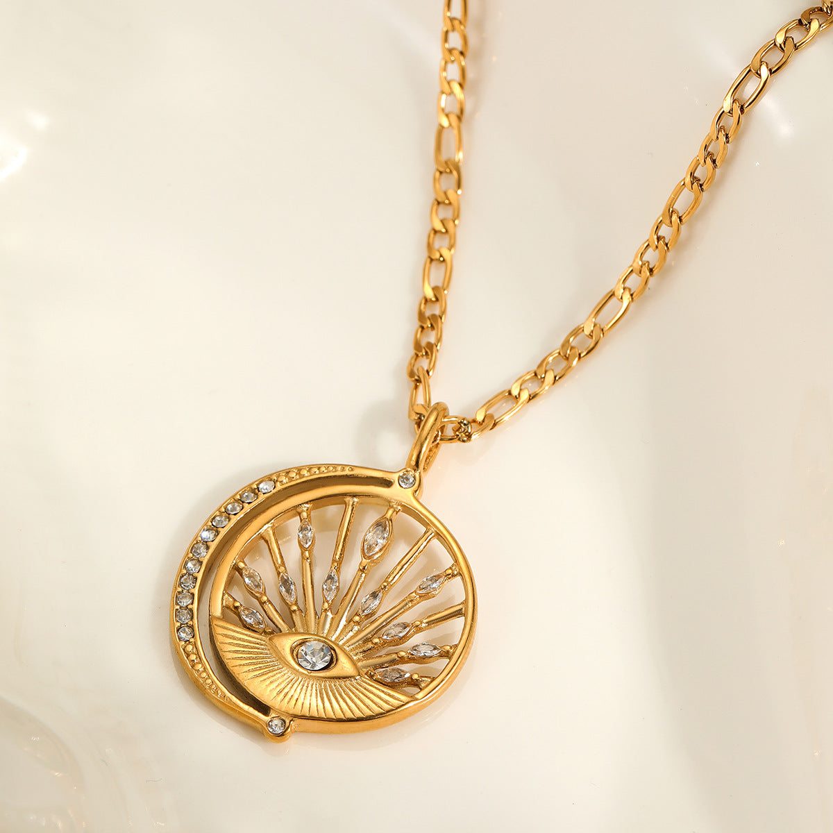 Collana con ciondolo geometrico in acciaio inossidabile di tendenza con intarsio di strass e finitura galvanica da donna