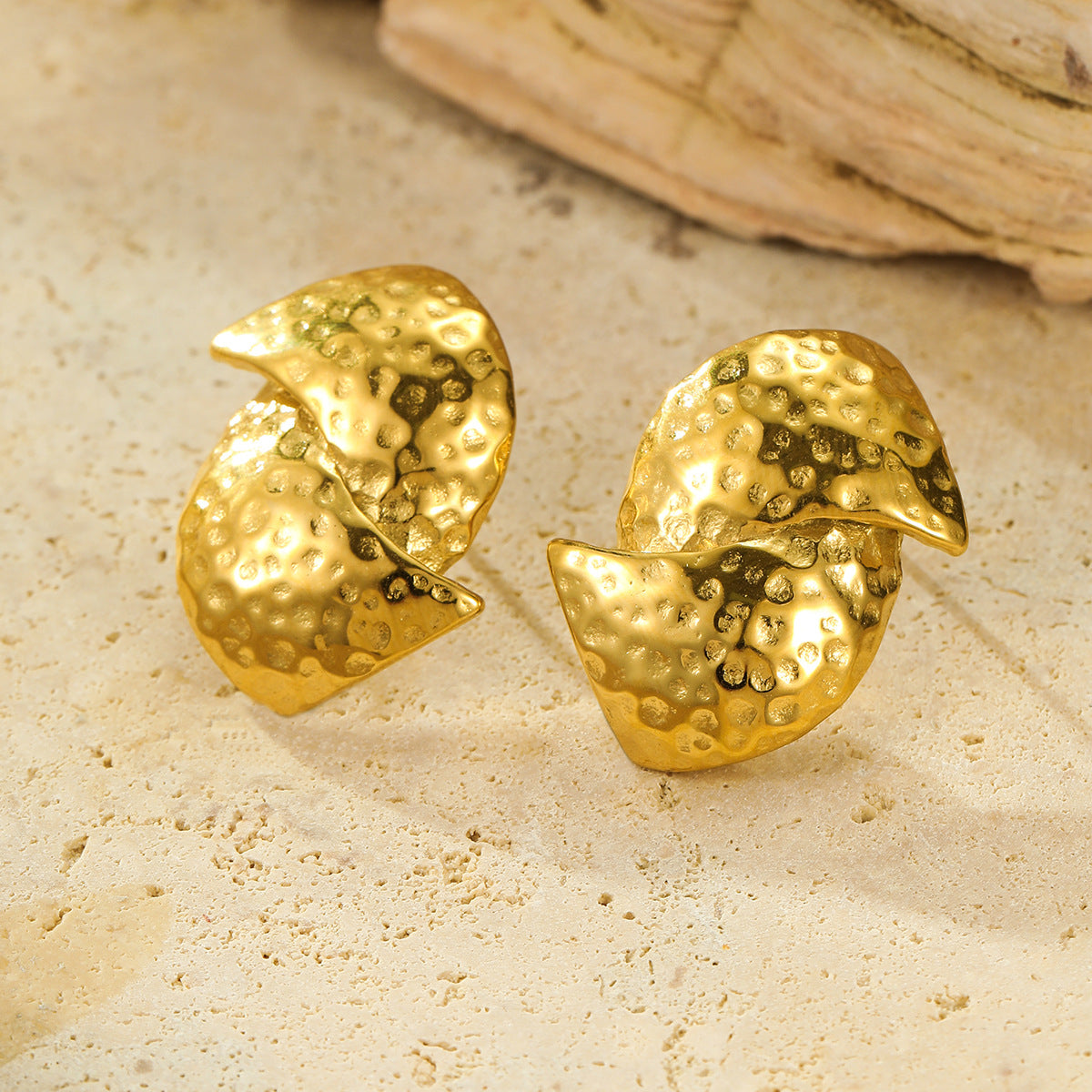 Pendientes de Tuerca de Acero Inoxidable con Textura Martillada Geométrica de Moda para Mujer con Acabado Chapado