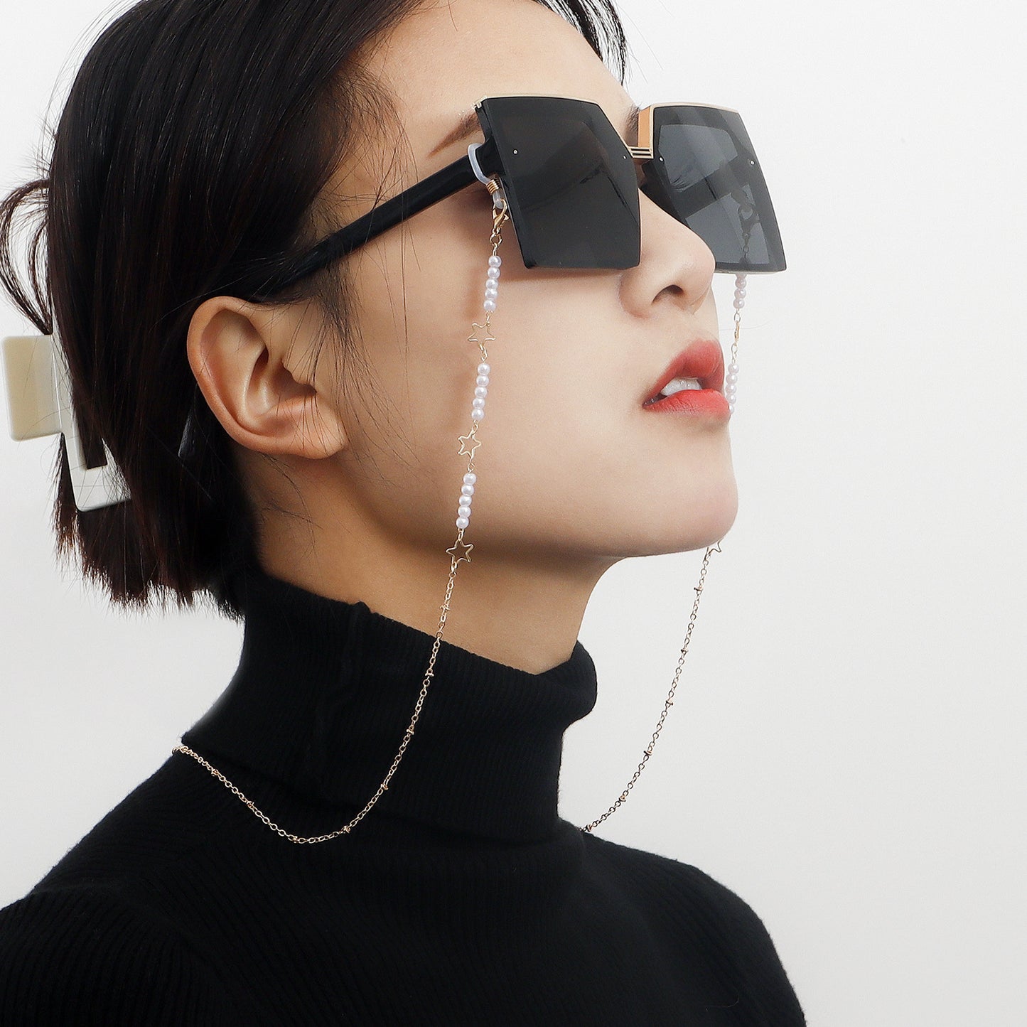 Streetwear Hollow Star Ball Chain Mask Holder for Women