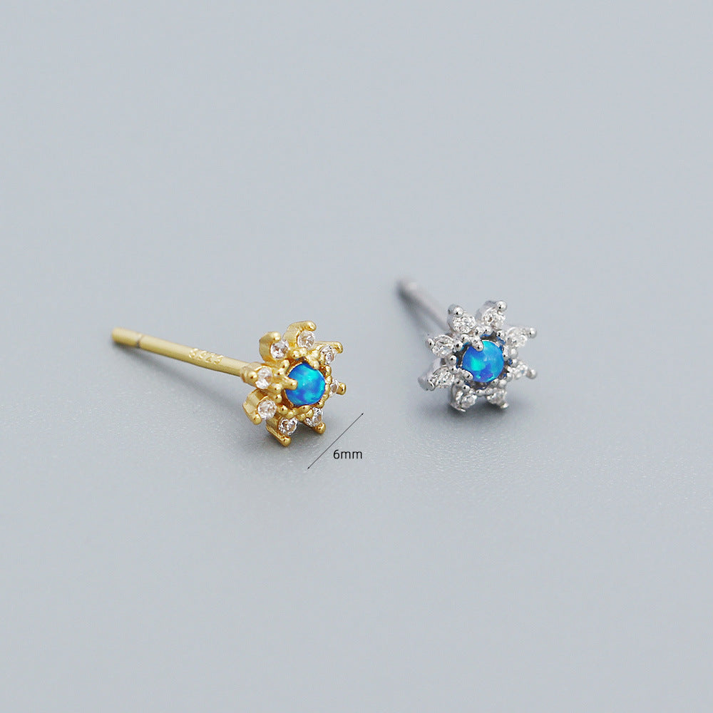 Orecchini a perno floreali in argento sterling 925 con intarsio in zirconi cubici