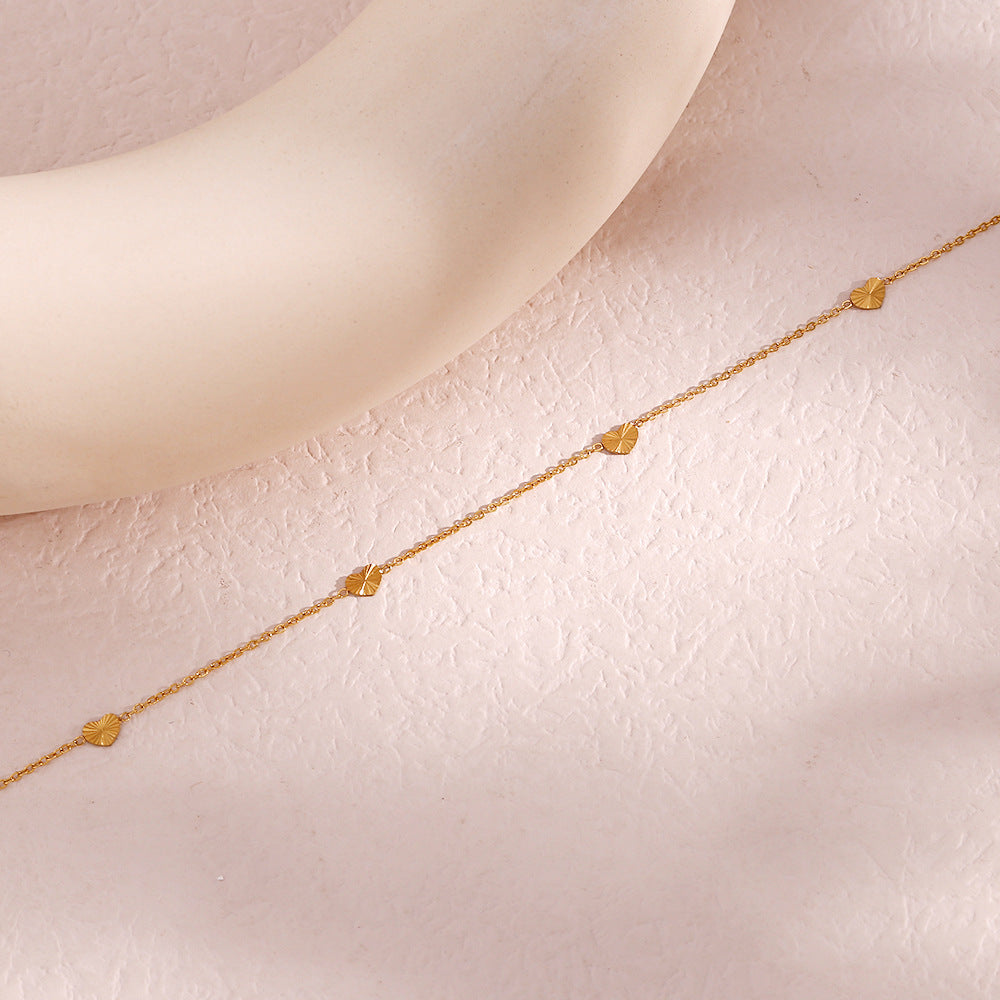 Collana Minimalista con Pendente a Cuore Lussuoso in Acciaio Inossidabile Placcato Oro da Donna