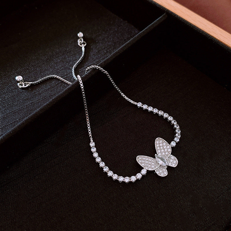 Luxury Elegant Geometric Alloy Plated Bracelet with Cubic Zirconia for Women