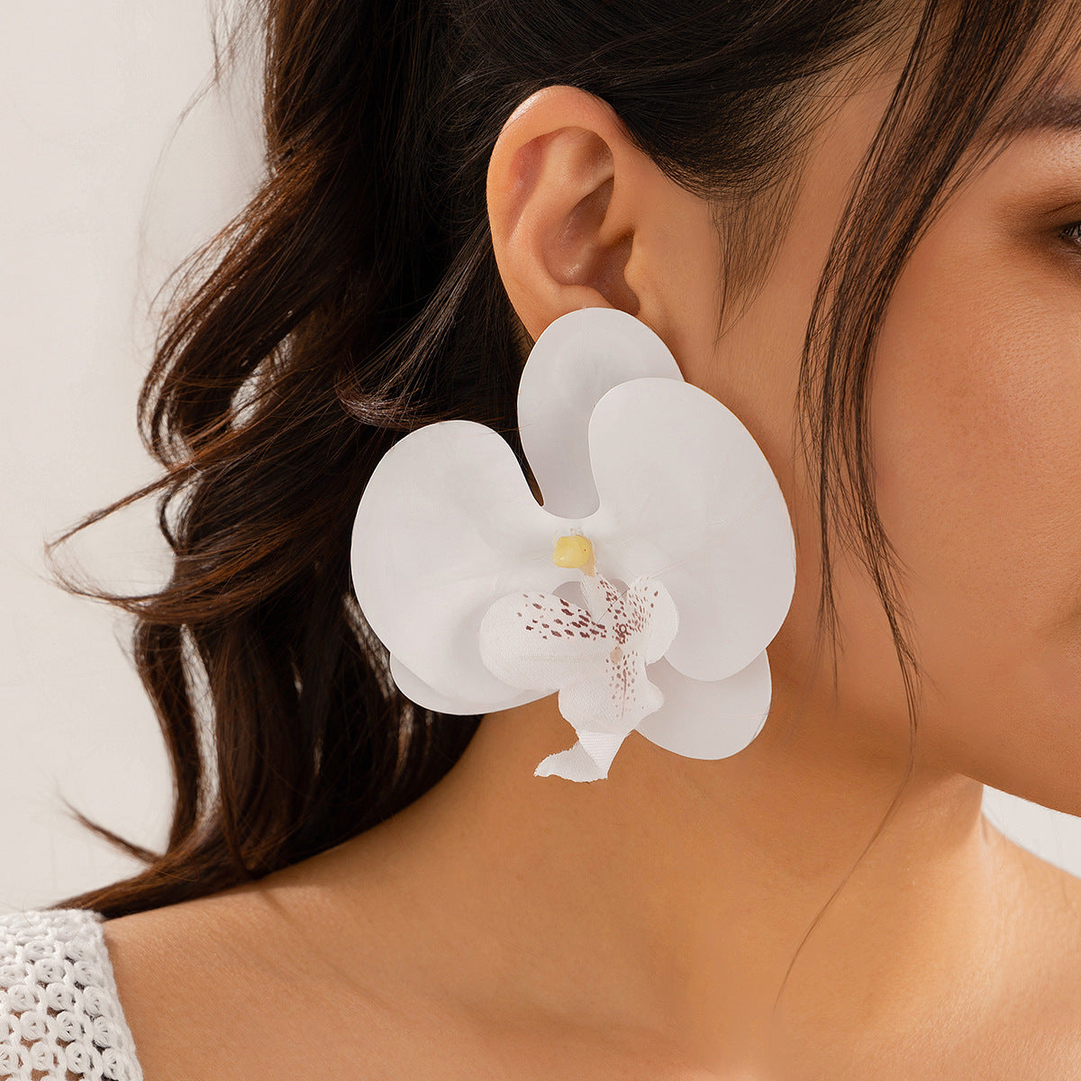 Minimalist Floral Choker Necklace with 3D Orchid Pendant on Braided Wax Cord for Women