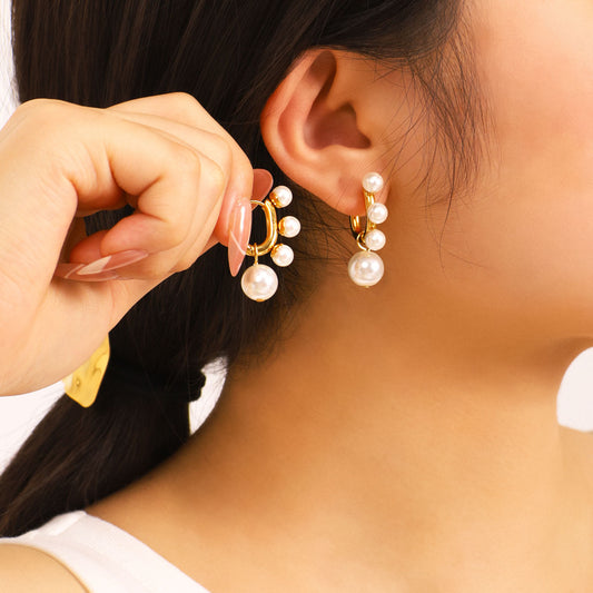Aretes Colgantes Geométricos Minimalistas de Acero Inoxidable con Baño de Oro de 18K y Detalles de Perlas para Mujer
