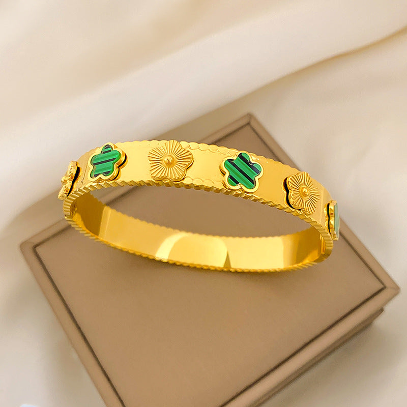 Five-Color Brushed Geometric Clover 18K Gold Plated Titanium Steel Open Cuff Bracelet for Women