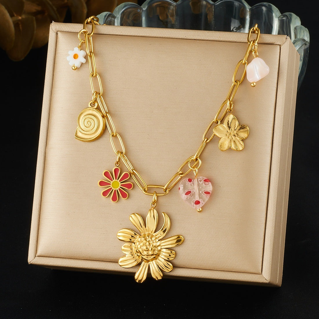 Casual Gold Plated Heart Floral Polka Dot Stainless Steel Necklace with Peony and Daisy Charms