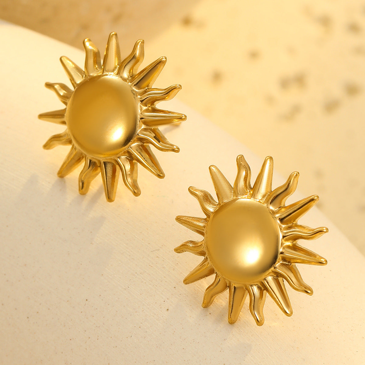 Conjunto de collar y pendientes de girasol a la moda con cadena de acero inoxidable para mujer