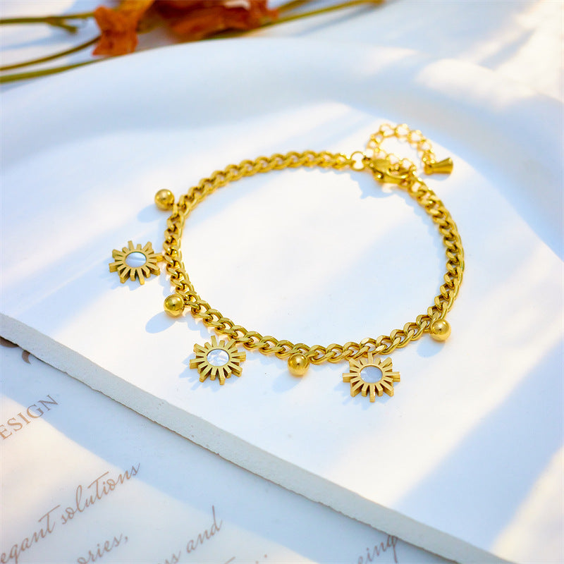 Bracciale Minimalista con Ciondolo a Girasole a Guscio in Acciaio al Titanio Placcato per Donna