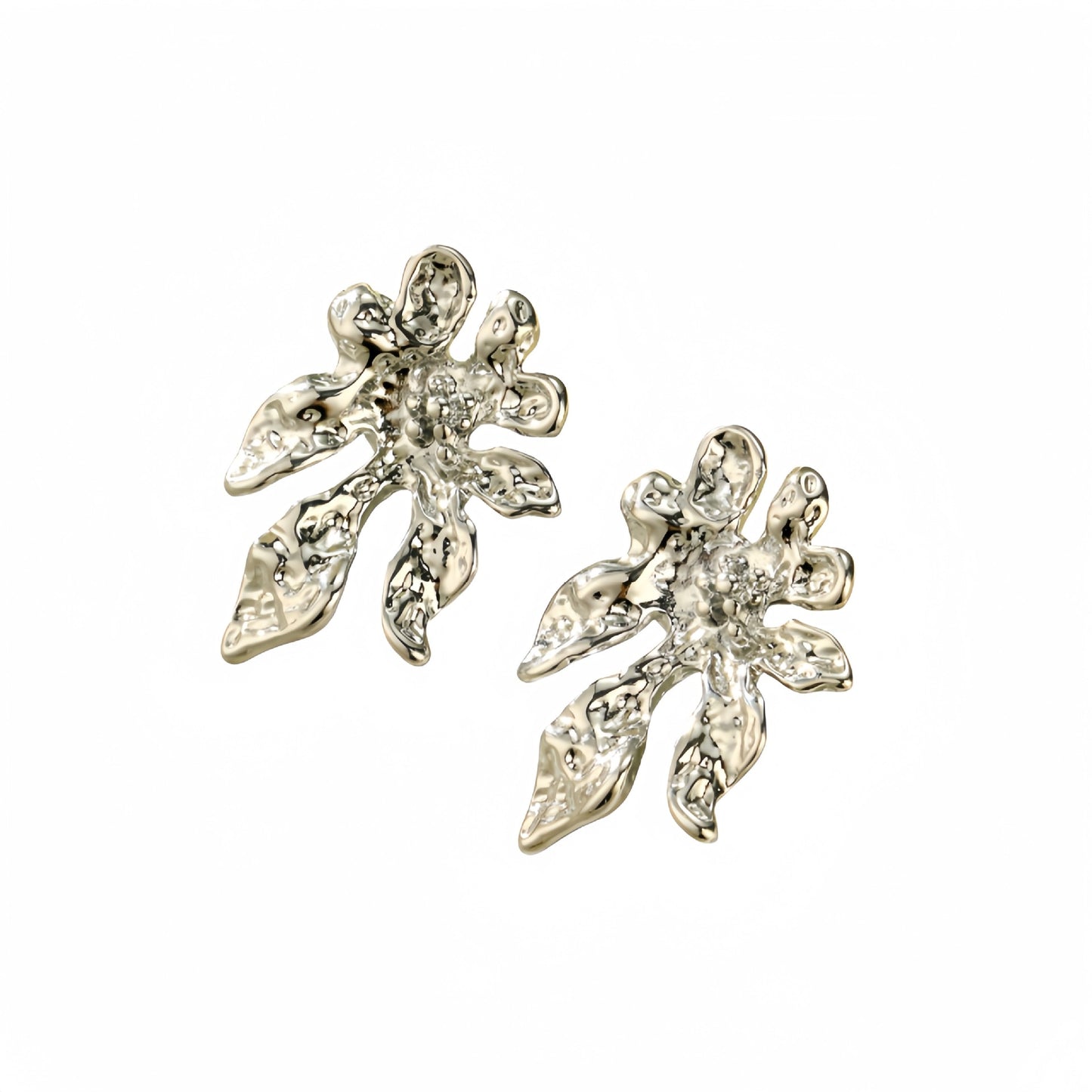Pendientes de acero inoxidable florales de moda para mujer con acabado chapado y forma de flor irregular
