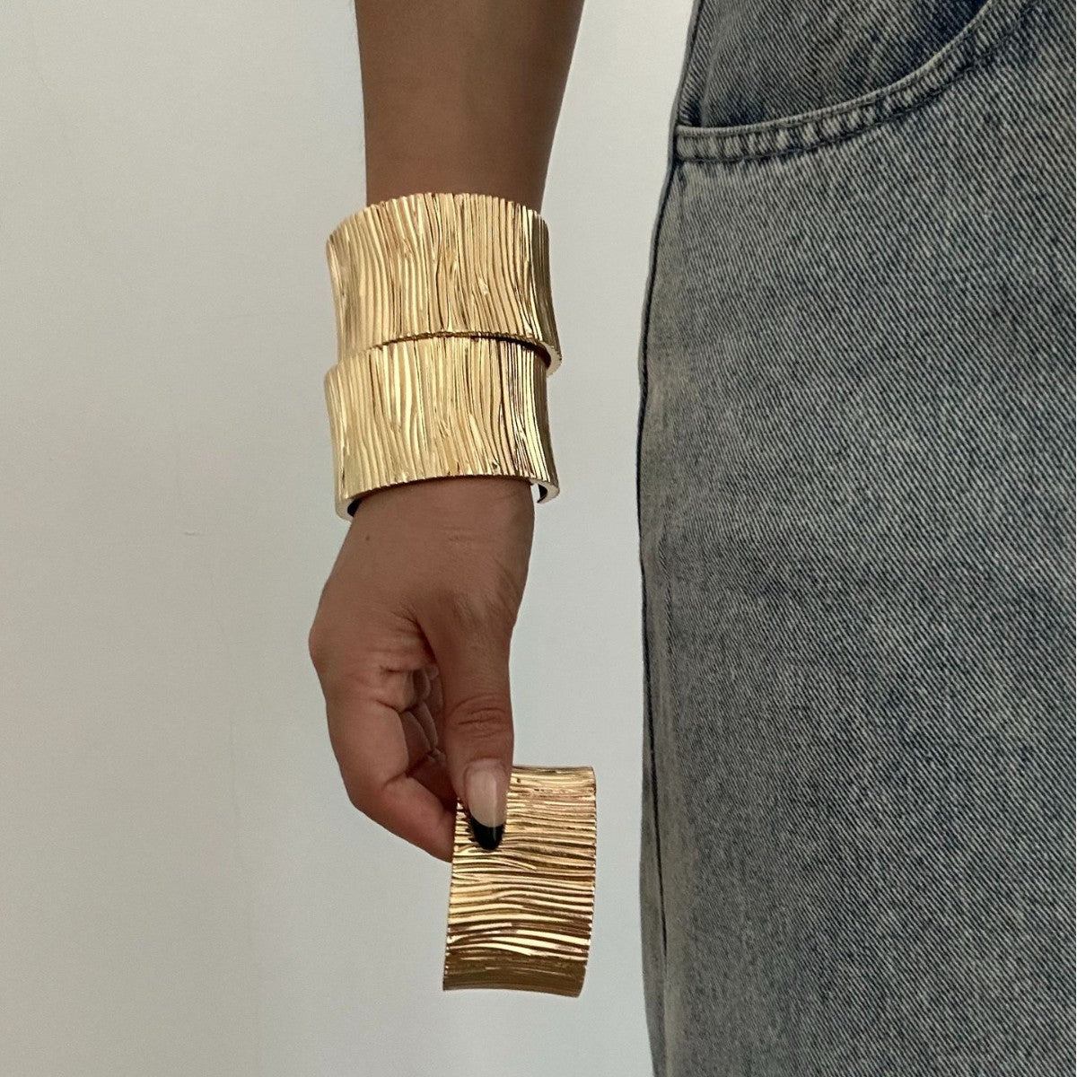 Minimalist Elegant Geometric Plated Alloy Wrap Cuff Bracelet