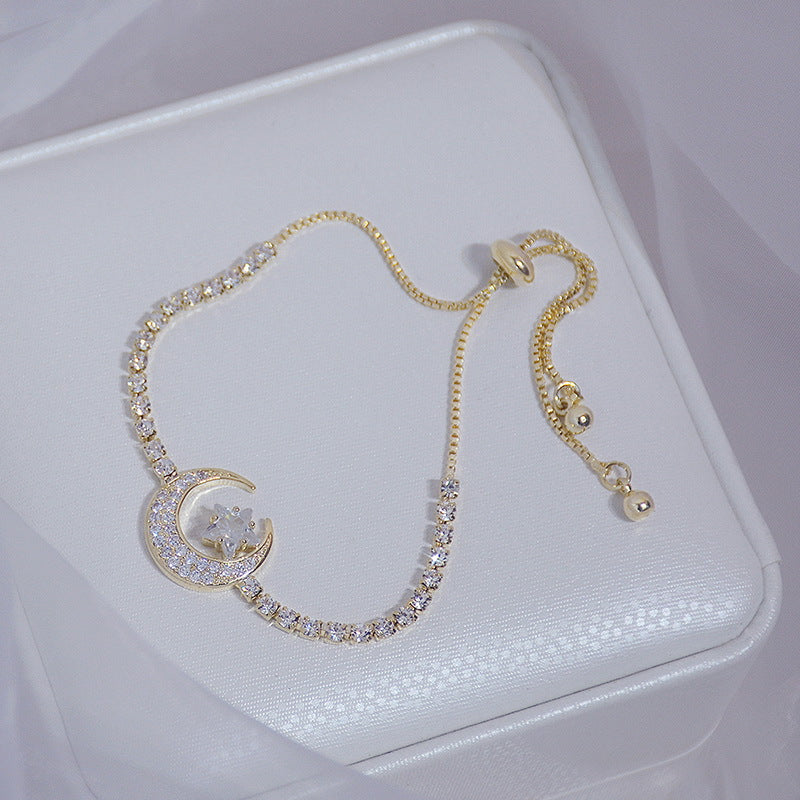Bracciale da donna in lega di ottone placcato, con zirconi cubici micro-incastonati, rotondo, floreale e minimalista