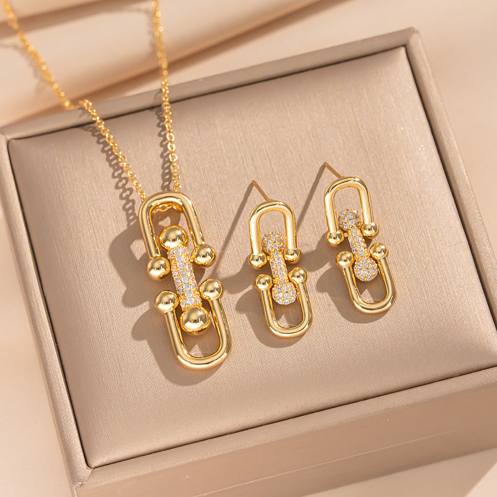 Set di Collana e Orecchini con Ciondolo a Goccia a Cuore Minimalista di Lusso in Acciaio al Titanio con Intarsi di Strass e Placcatura in Oro su Catena a O
