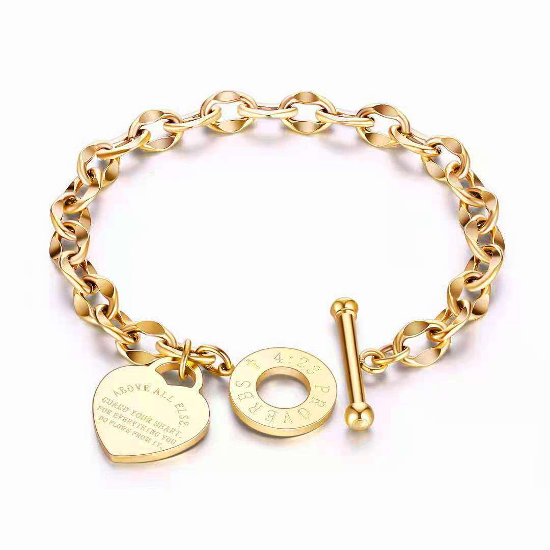 Bracciale a catena a O in acciaio al titanio alla moda da donna con forma a cuore e placcatura in rodio, versatile per l'ufficio