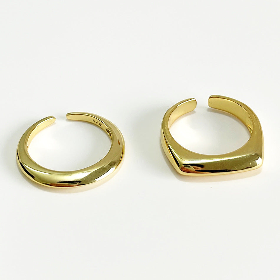Anello a cono geometrico minimalista in argento sterling 925 lucido da donna