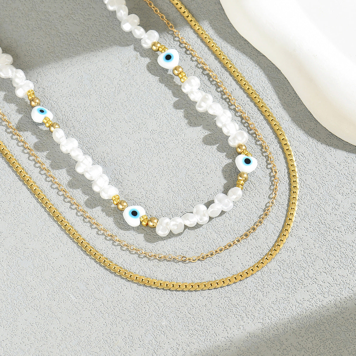 Conjunto de collar con colgante de aleación con forma de corazón minimalista e incrustaciones de perlas para mujer, cadena larga para clavícula, accesorio de moda